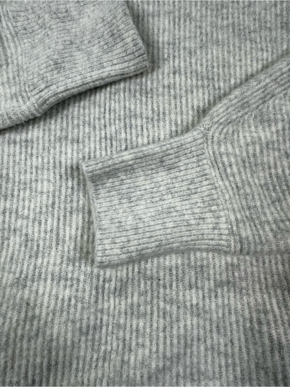 CONTEMPORAINE PAR SIMONS Gray Ribbed Mock Neck Knit Sweater Women’s Size M - Picture 5 of 8